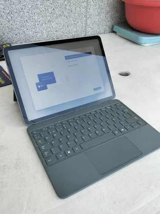Microsoft Surface Pro 12" Snapdragon X Plus 16GB 512GB + extras