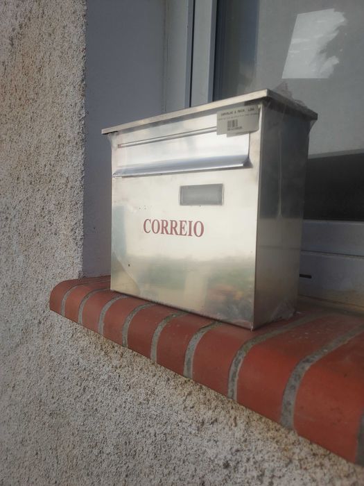 Caixa de correio porta traseira