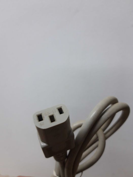 Cabos de alimentação