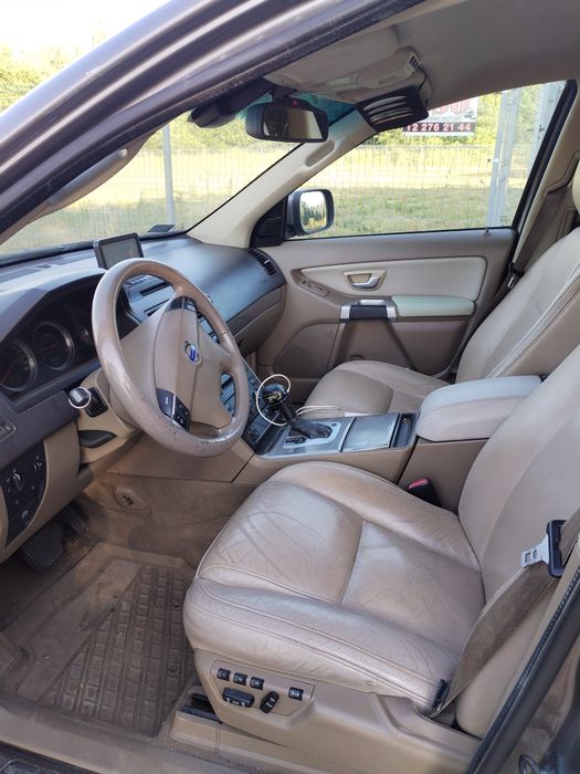 Volvo xc90 2.4 D5 AWD 185km 2009r