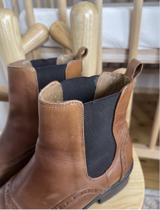 Челсі черевички Massimo Dutti 35,5-36