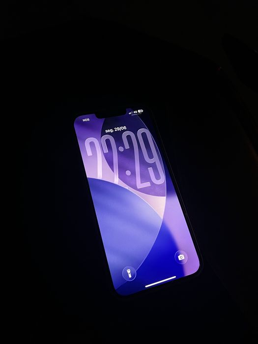 iphone 14    roxo