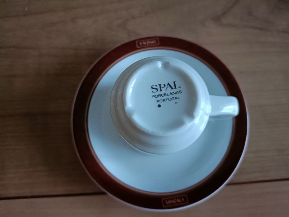 Chávena de café+ pires Sanzala (porcelanas SPAL)
