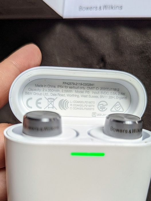 Навушники вкладиші Bowers & Wilkins Pi5 S2 Canvas White
Акция