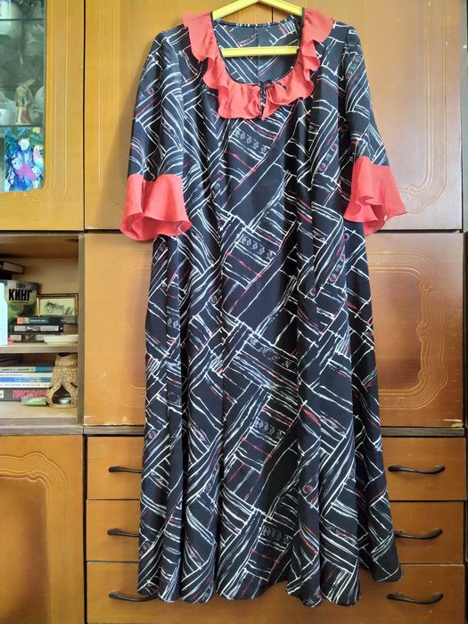 Платья пошитые на заказ 60 размер