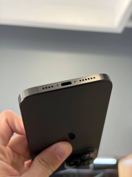 iPhone 15 Pro Max 512 Gb Black Titanium