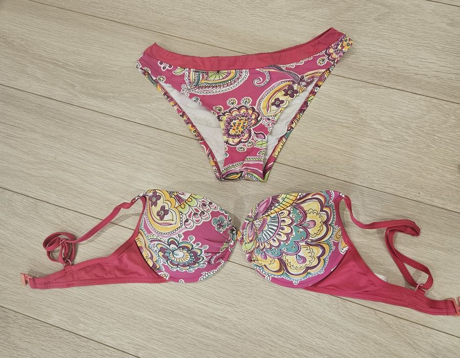 Подарю купальники, брюки Мassimo Dutti, платье,р. 36-38 H&M