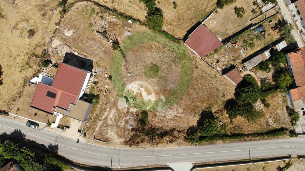 Terreno com viabilidade de construção em Vilarandelo, Valpaços