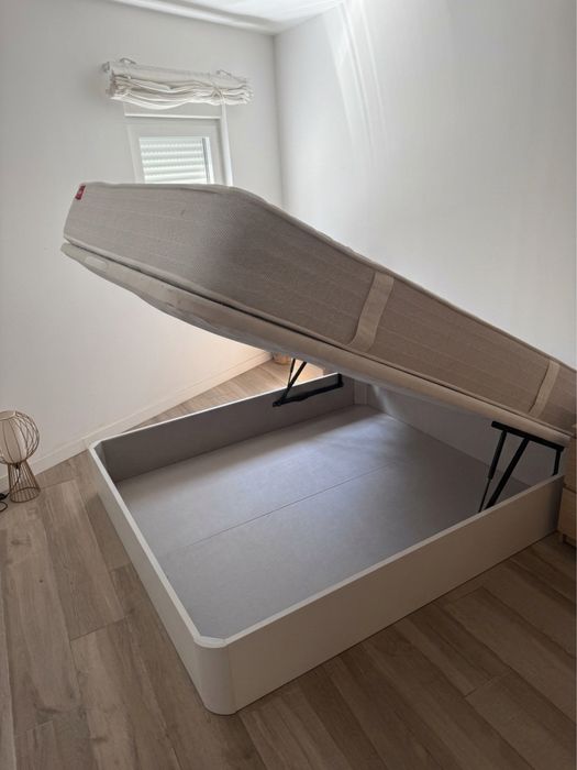 Conjunto  Cama + Sofá + Móvel TV