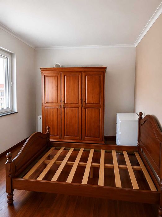 Apartamento T2 R/C com Garagem e Cozinha Totalmente Equipada – Fonte Grada, Torres Vedras