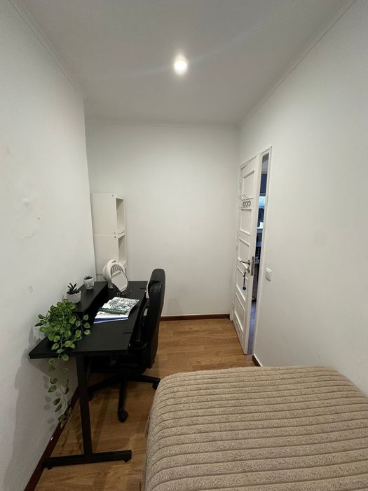 Quarto disponivel para arrendamento