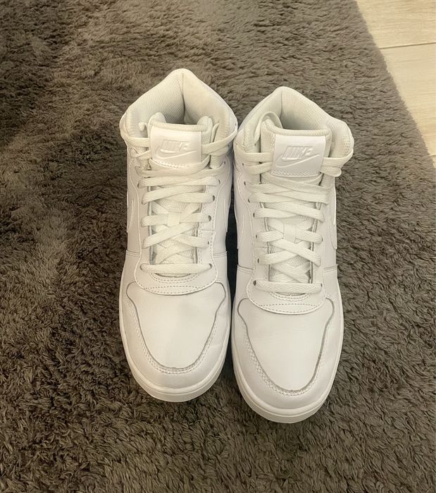 Nike Ebernom Mid