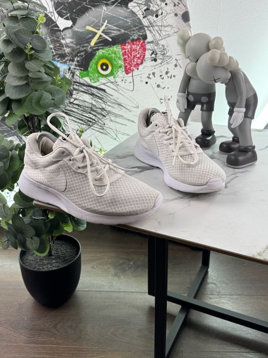 Кросівки Nike Tanjun 42.5 розмір Е15063