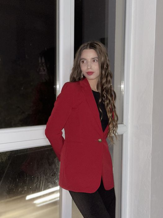 Піджак червоний
