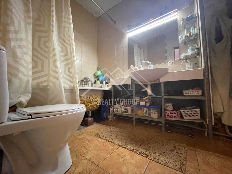 Продаж великого і чудового будинку у ЦМ районі (Pit-Stop)