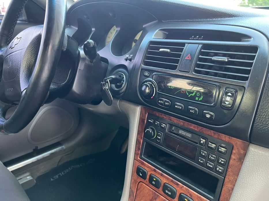 Продам Шевроле Евада