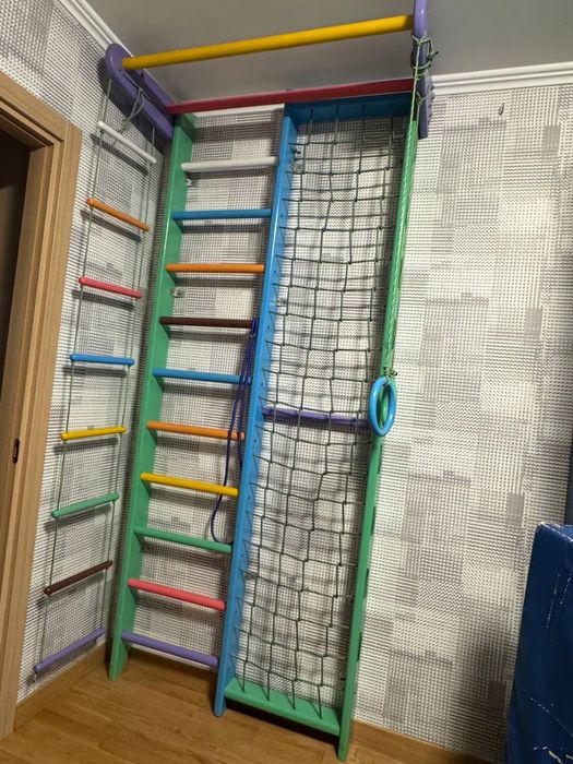 Шведська стінка дитяча Гімнаст