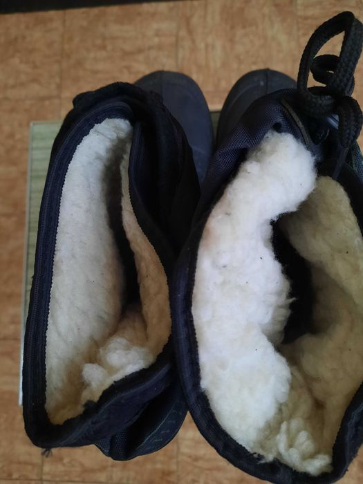 Продам зимние НОВЫЕ мужские, сапоги.