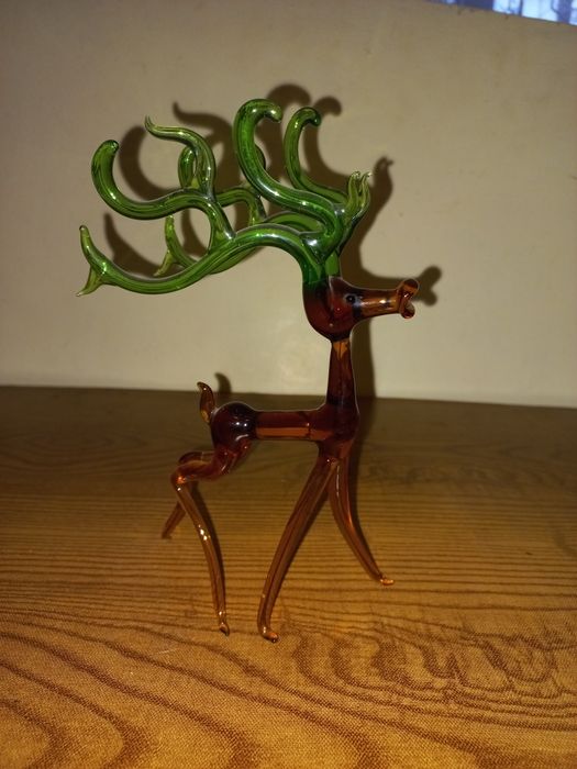 Стеклянные фигурки