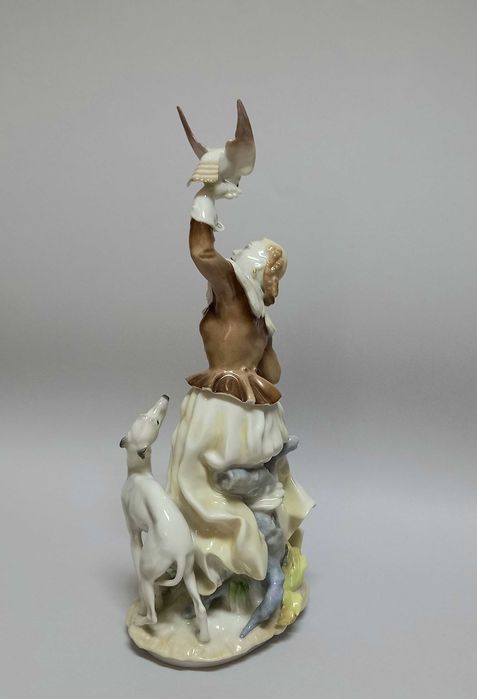 Sokolniczka, figurka Hutschenreuther, proj. H. Achtziger