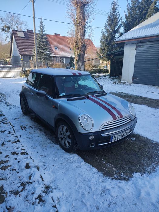 Samochód osobowy mini one r50 1,6 benz