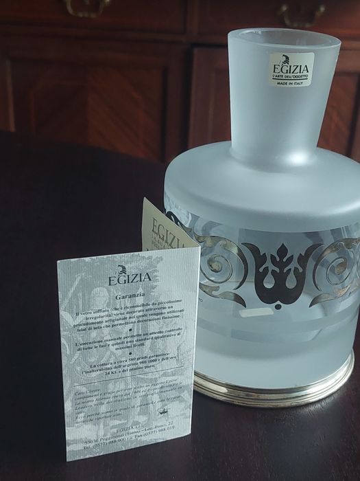 Conjunto Egizia: garrafa e copo de água