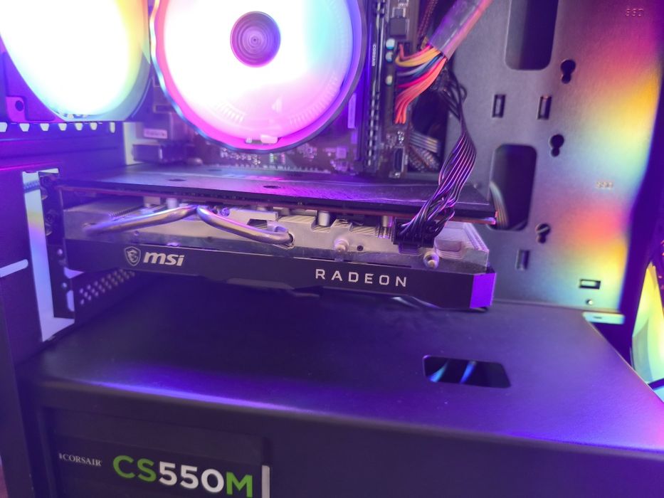 Torre gamer Ryzen 5 2600 RX 5700