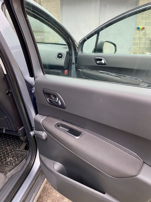 Продам Peugeot 3008