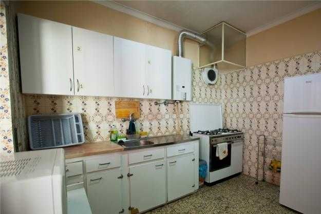 Quarto com  wc privativo e wc partilhado