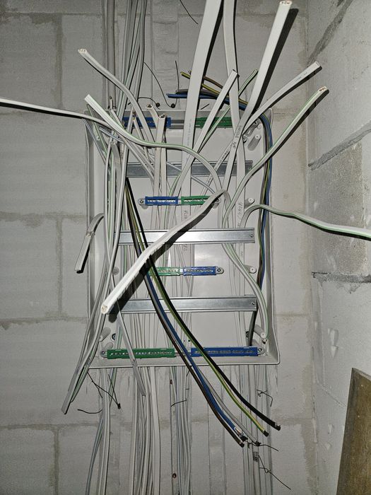 Elektryk - Usługi elektryczne, Fotowoltaika, Pompy Ciepła