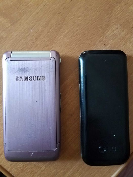 Мобильные телефоны Samsung SGH-820