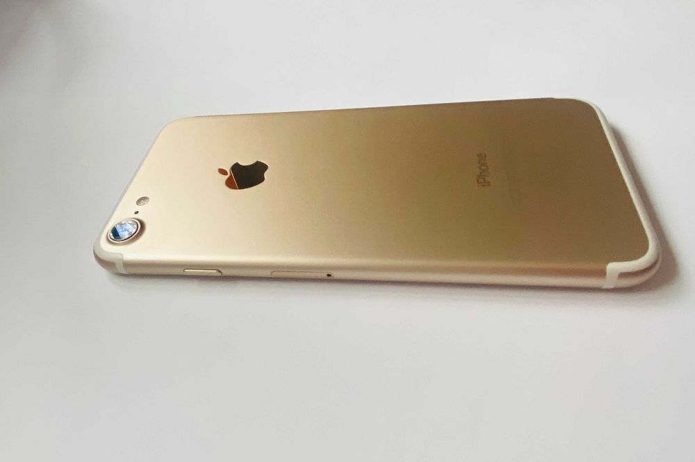 Iphone 7 Gold Bateria 100%+Gratisy Stan Idealny