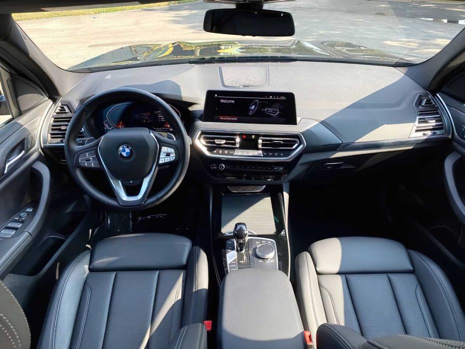 BMW X3 xDrive30i      2023