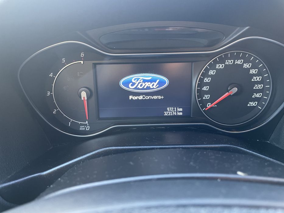 Ford Mondeo IV 2011  2.0 Дизель