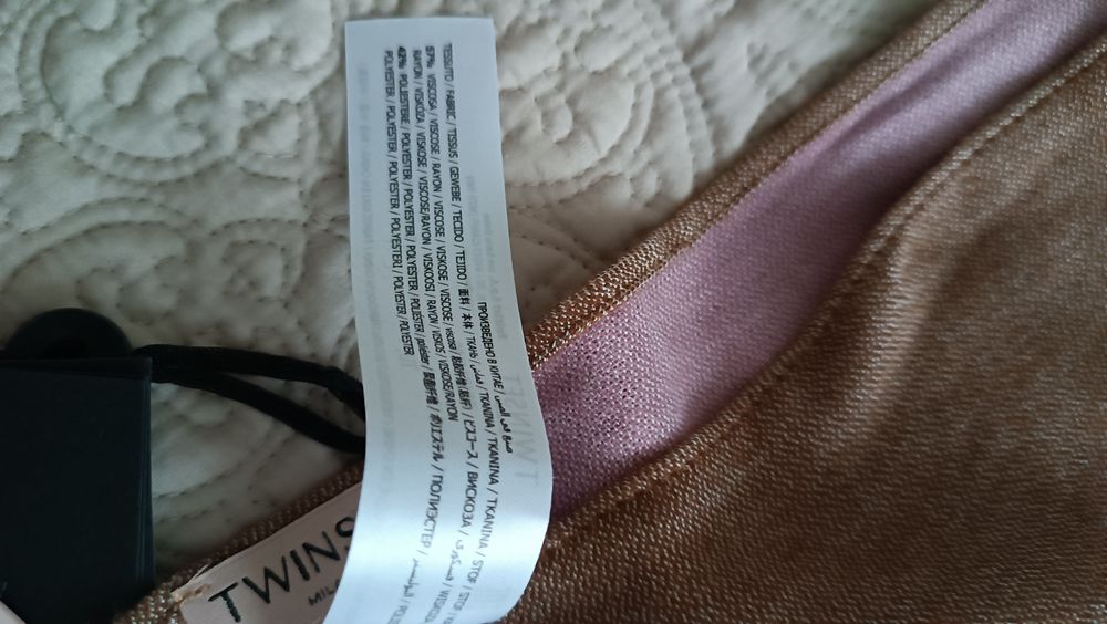 Szalik włoski marki Twinset nowy