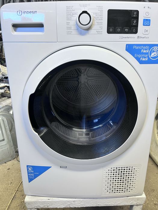 Maquina de secar roupa Indesit 9kg
