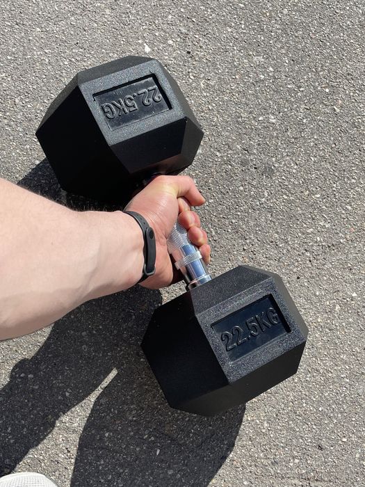 Гантельний ряд 360кг (10-30кг) гексагональні в гумі