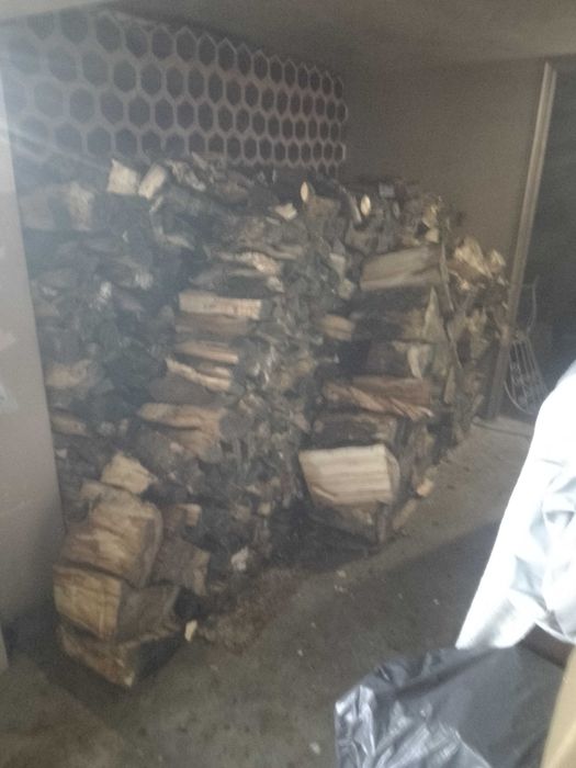 Lenha seca de boa qualidade