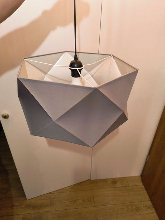 Lampa sufitowa szara geometryczna