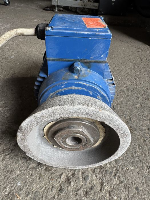 Silnik elektryczny 0,37kW 1360obr 1380obr sprawny SG71-4B
