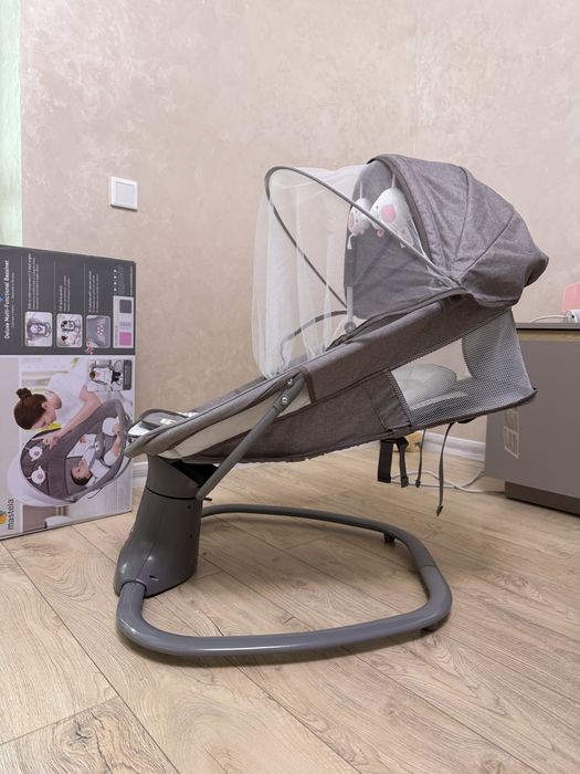 Заколисуючий центр Mastela Deluxe Multi 8104 Light Grey