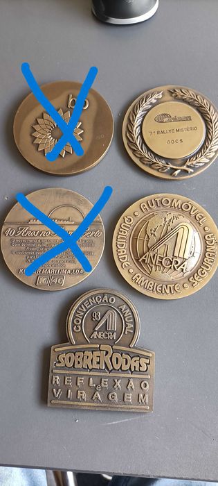 Medalhas diversas  (3 fotos) preços de 0,50 ou 1,50 cada