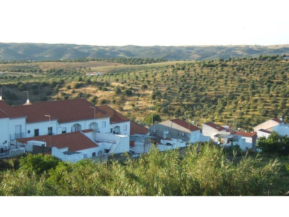 Baixa de Preço!
Lote Terreno Urbano, localizado em Urbanização per...