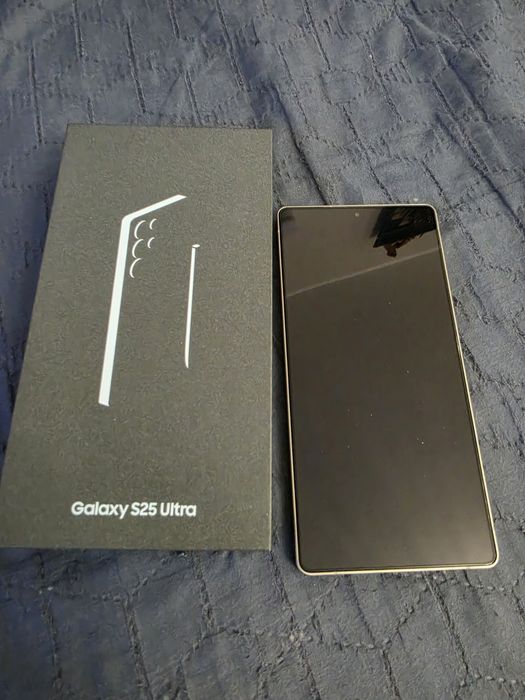 Samsung Galaxy  s 25 ultra  512 giga