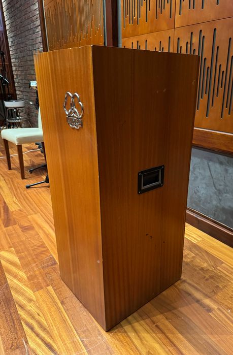 AKG BX20E - Kultowy reverb (pogłos) sprężynowy - Do studia nagrań!