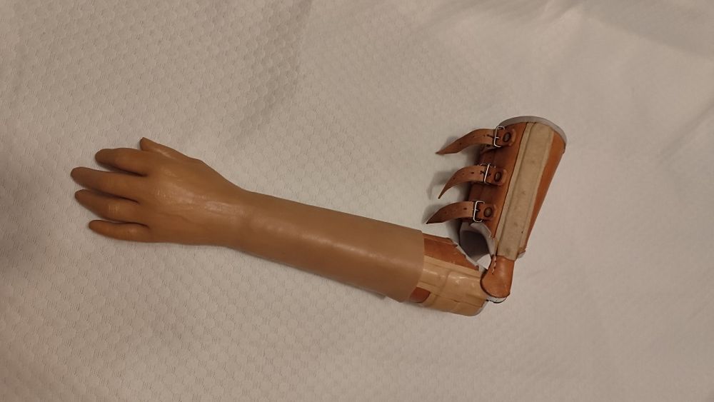 Proteza lewej ręki