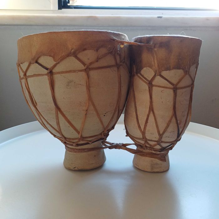 tambor decorativo cerâmica e pele