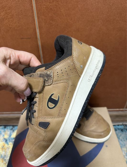 Кроссовки Champion