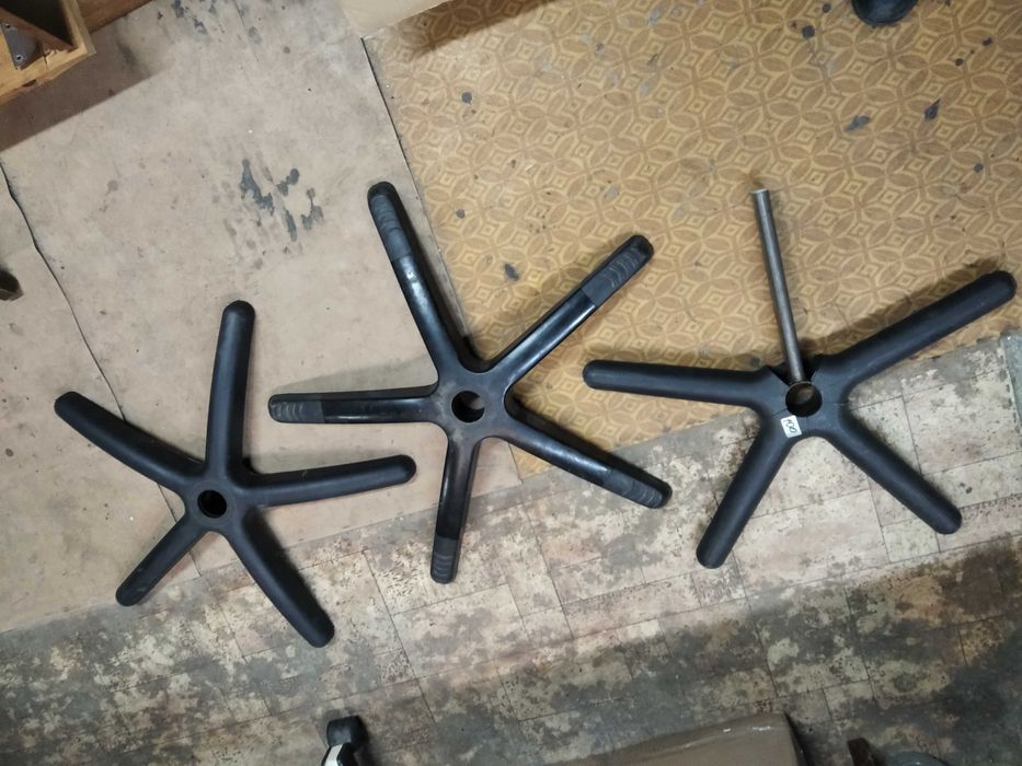 Офисные кресла. Б/у