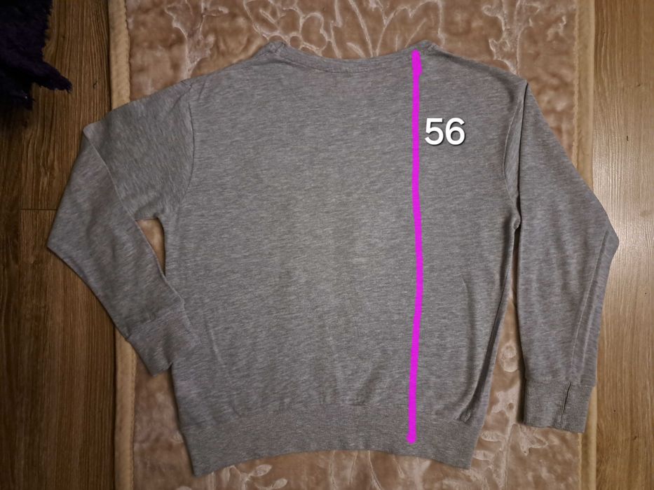 Sweter z sarenką